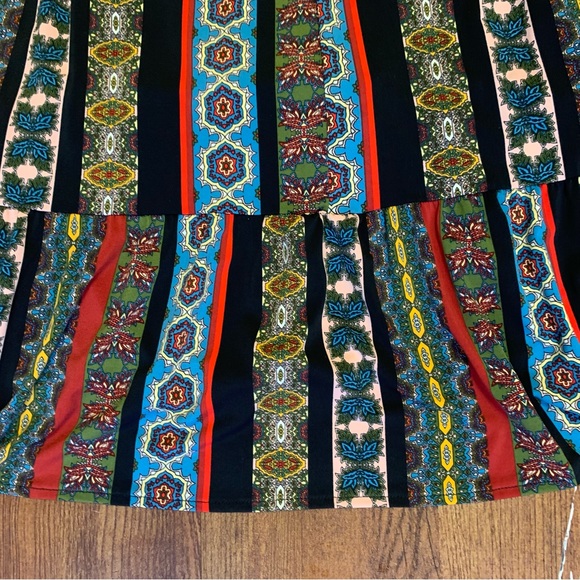 New T Tahari Multi Colored Flowy Maxi Dress - Picture 12 of 16